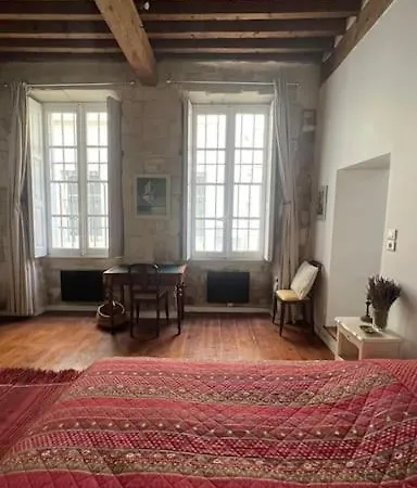Petit Palais: Palais Des Papes Apartment Avignon Exterior photo